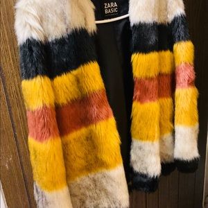 New never worn Zara faux fur jacket